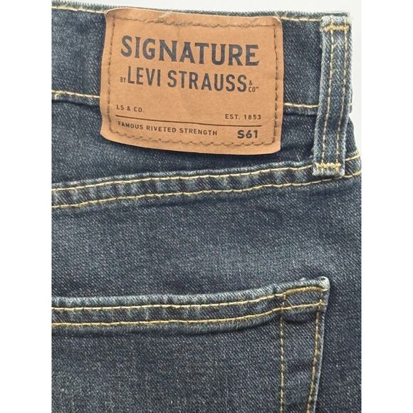 Signature by Levi Strauss & Co. Gold Label Men's Relaxed Fit Flex Jeans 40 x 32 - Picture 5 of 6